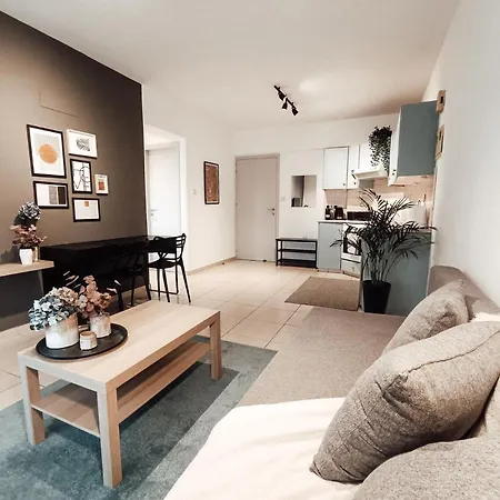 The Chalk Apartment *